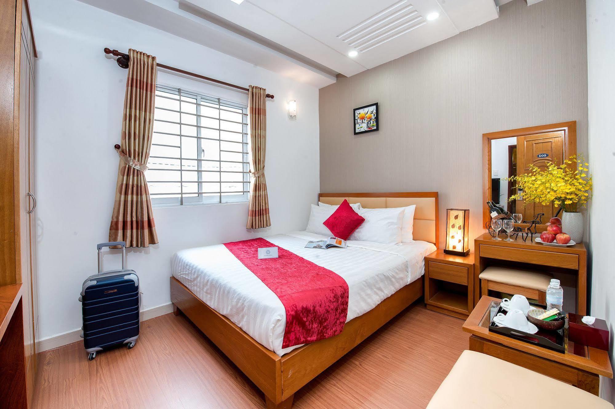 Vilion Boutique Hotel Ben Thanh Ho Chi Minh City Exterior photo